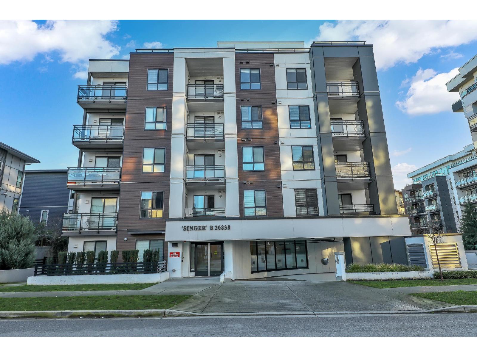 B102 20838 78B AVENUE