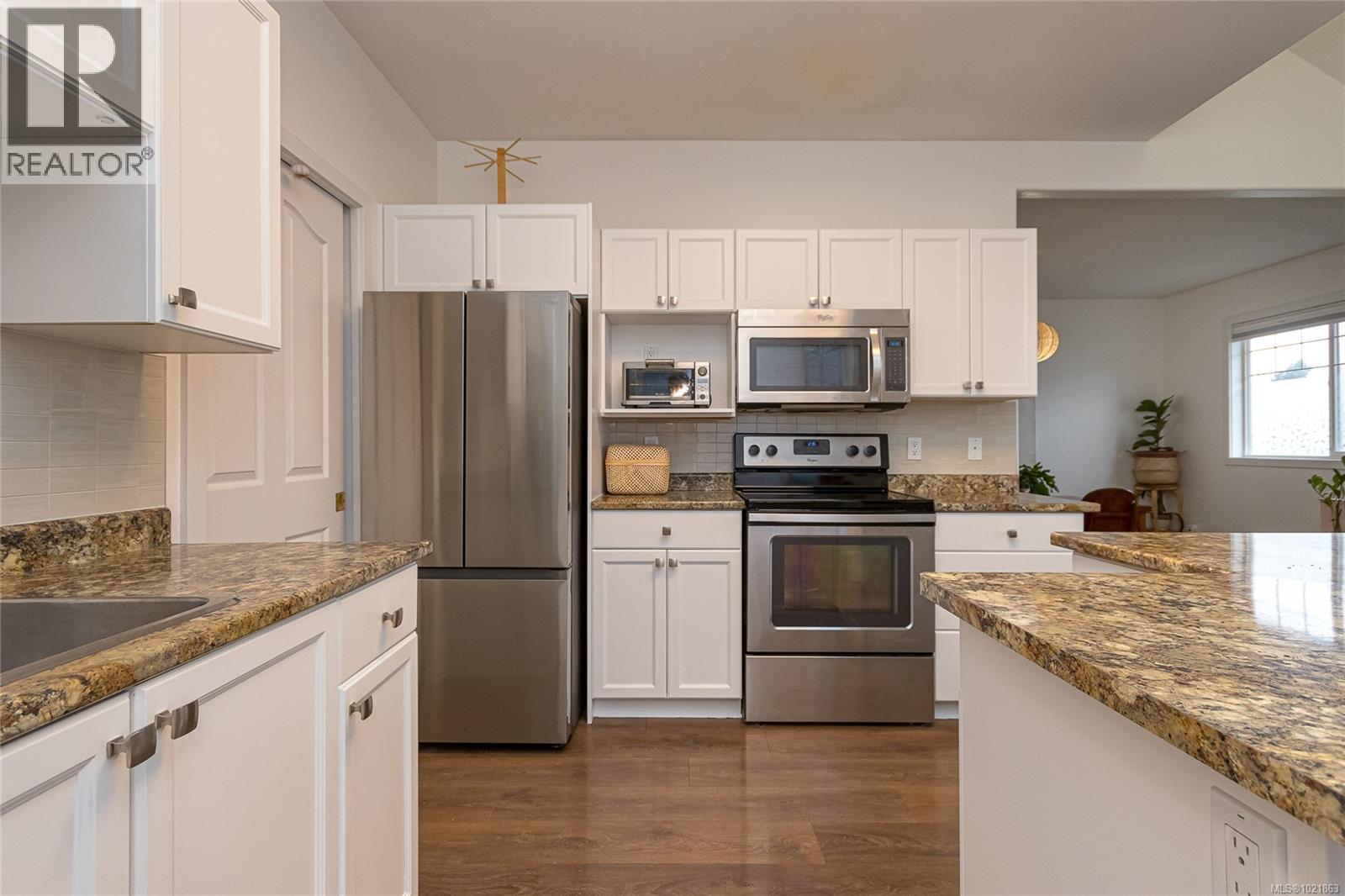  848 Finlayson Street, Victoria