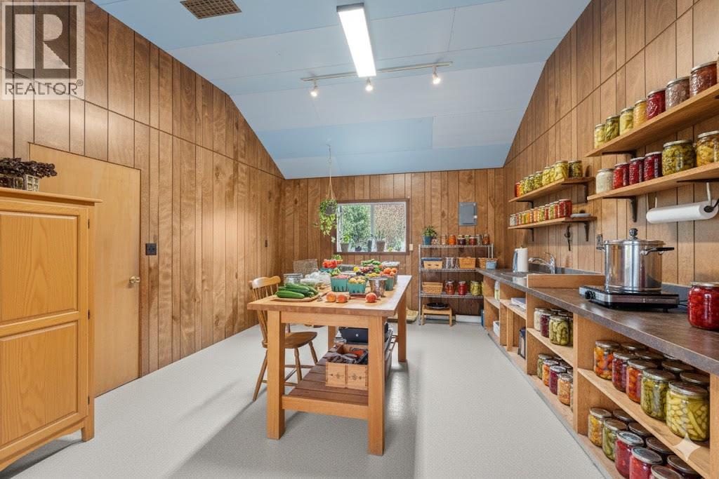  3726 Zinck Road, Scotch Creek