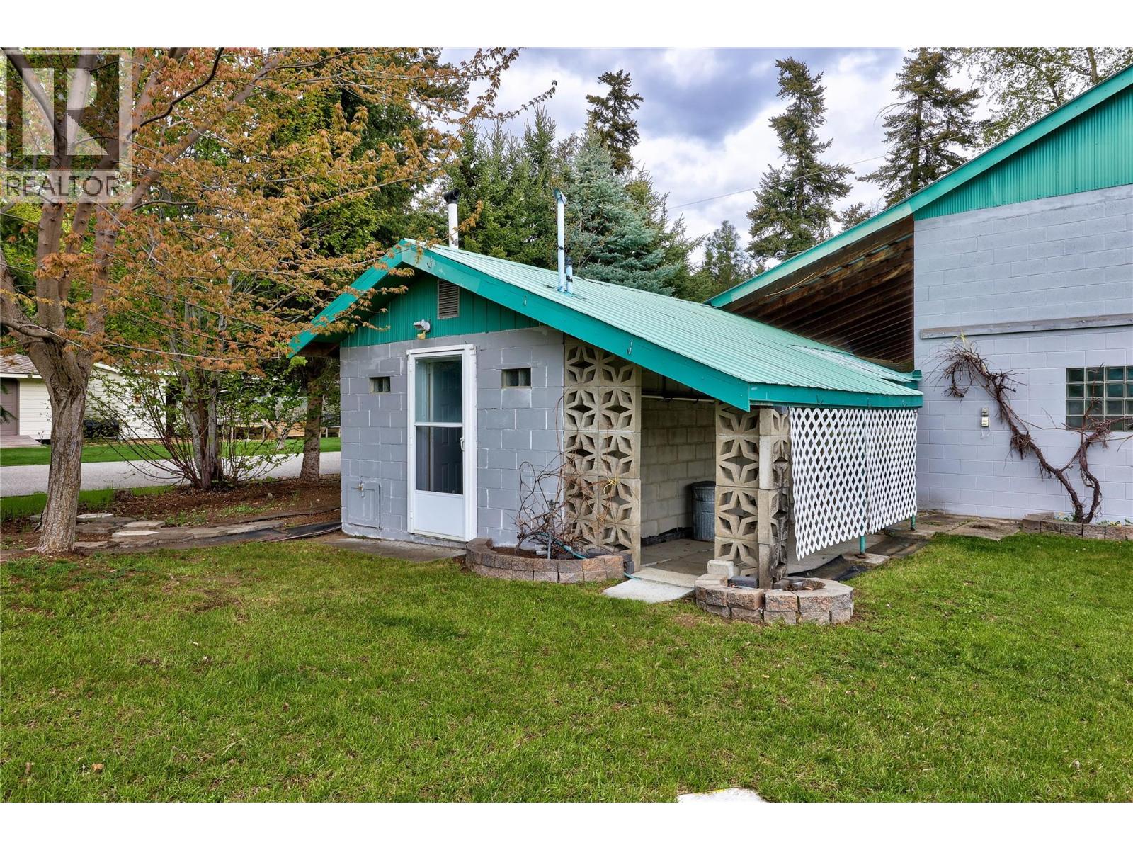  3726 Zinck Road, Scotch Creek