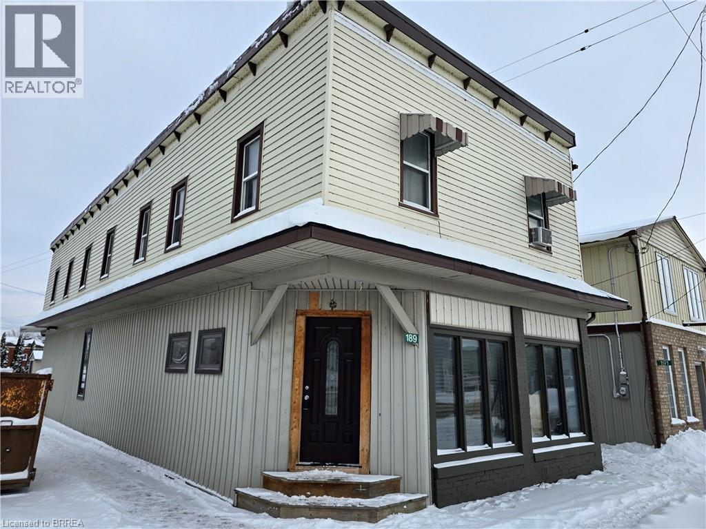 189 TOWNLINE Street - 1