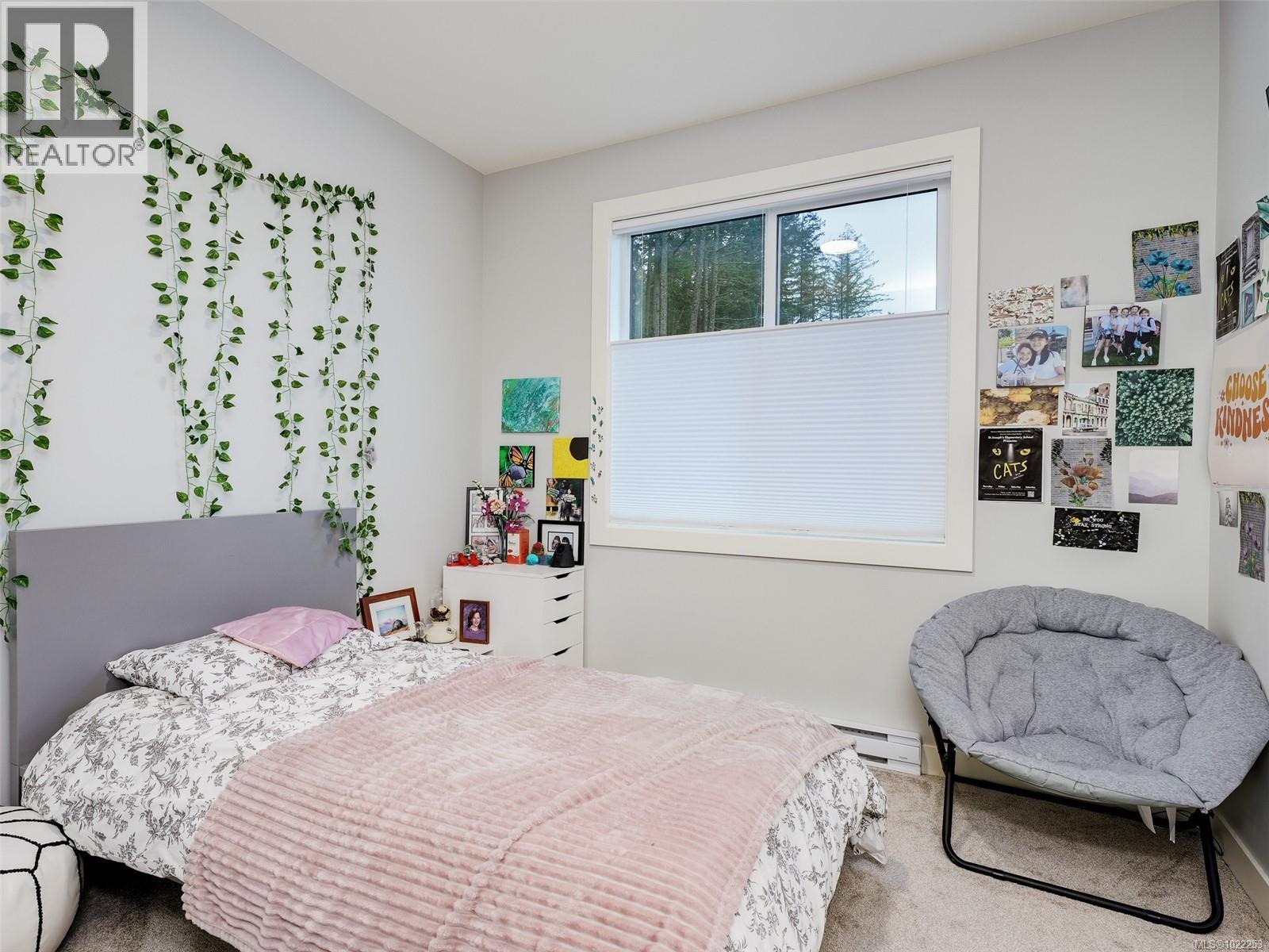  222 Lone Oak Place, Langford