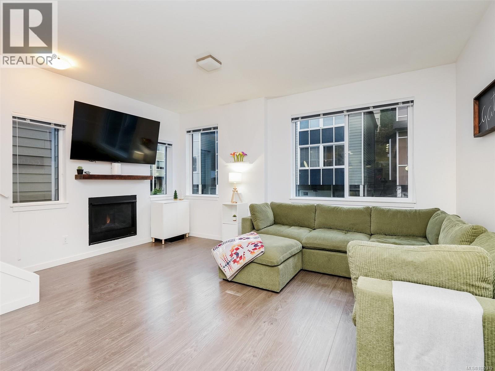  3360 Crossbill Terrace, Langford