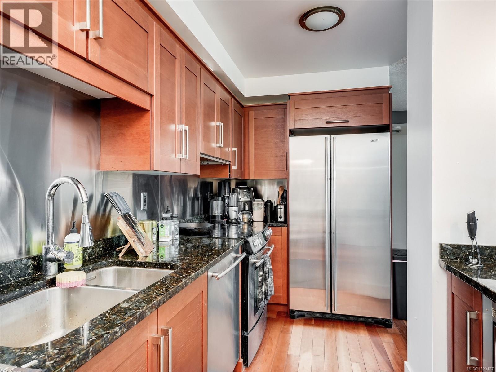 S401 737 Humboldt Street, Victoria