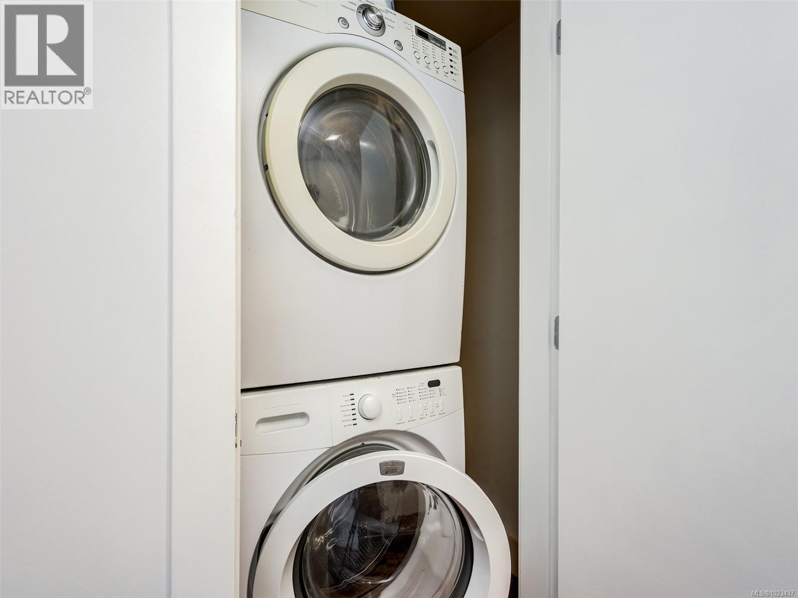 S401 737 Humboldt Street, Victoria