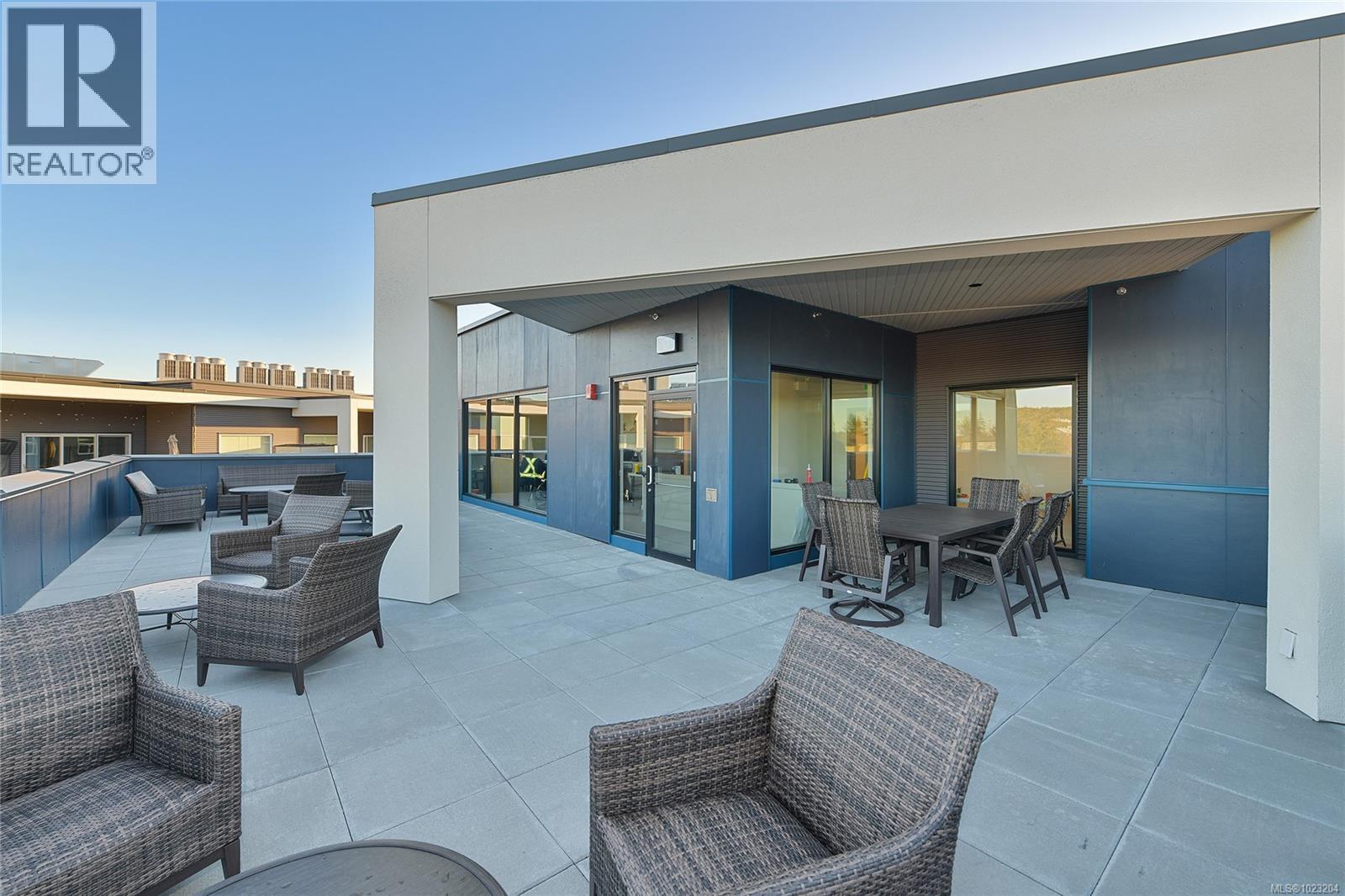 308 947 Whirlaway Crescent, Langford