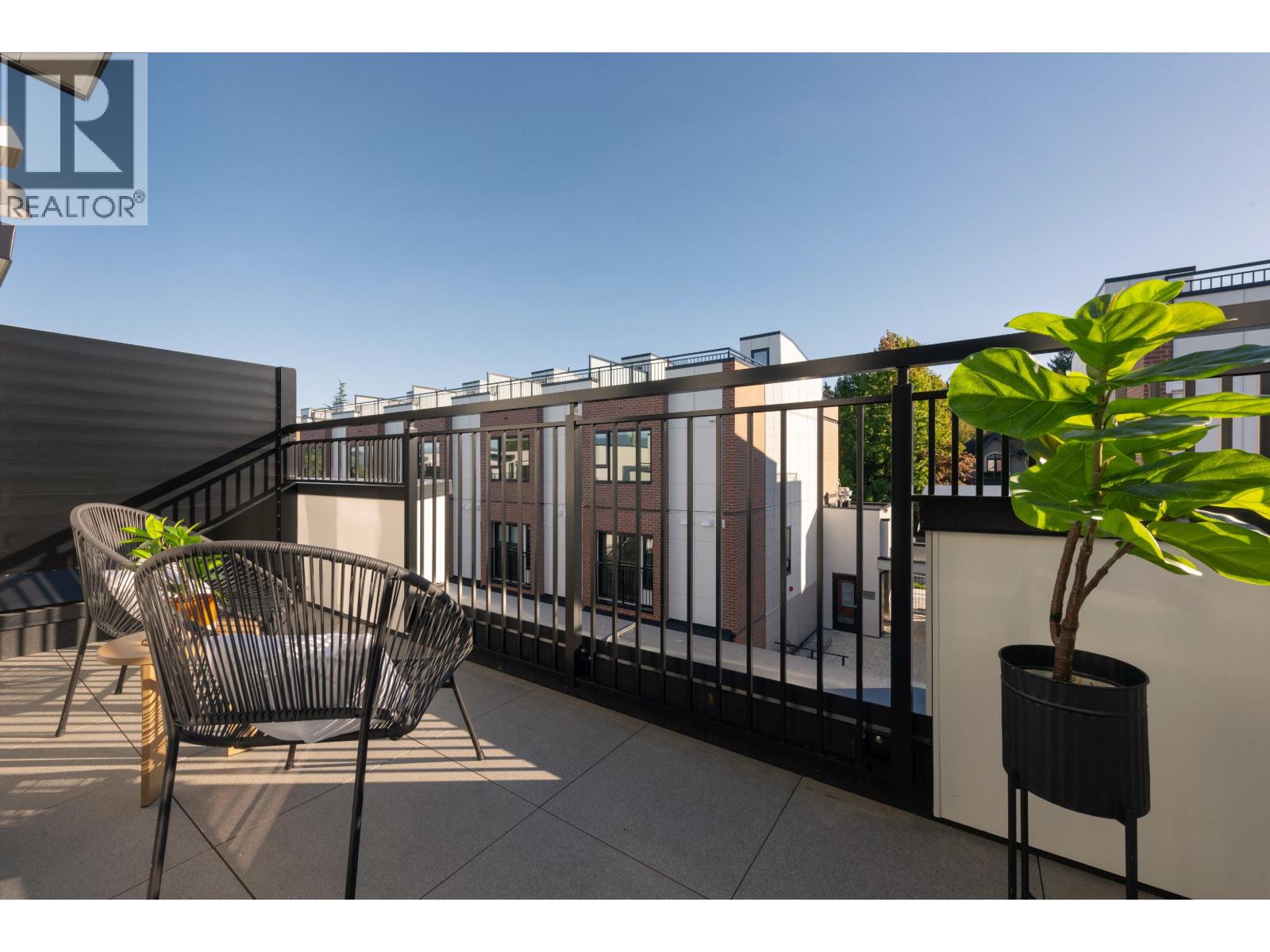 253 477 W 28TH AVENUE, Vancouver