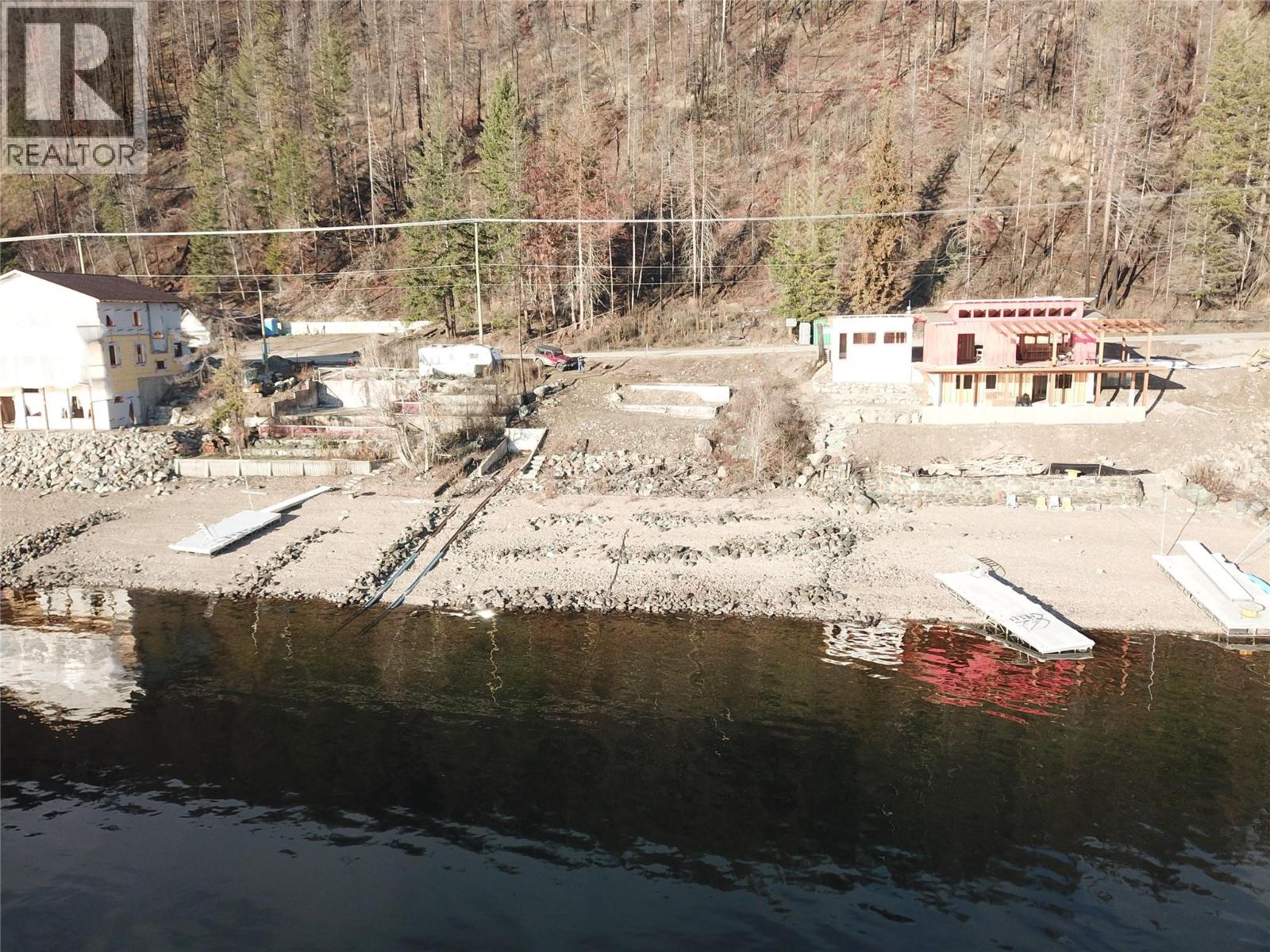  5022 Squilax-Anglemont Road, Celista