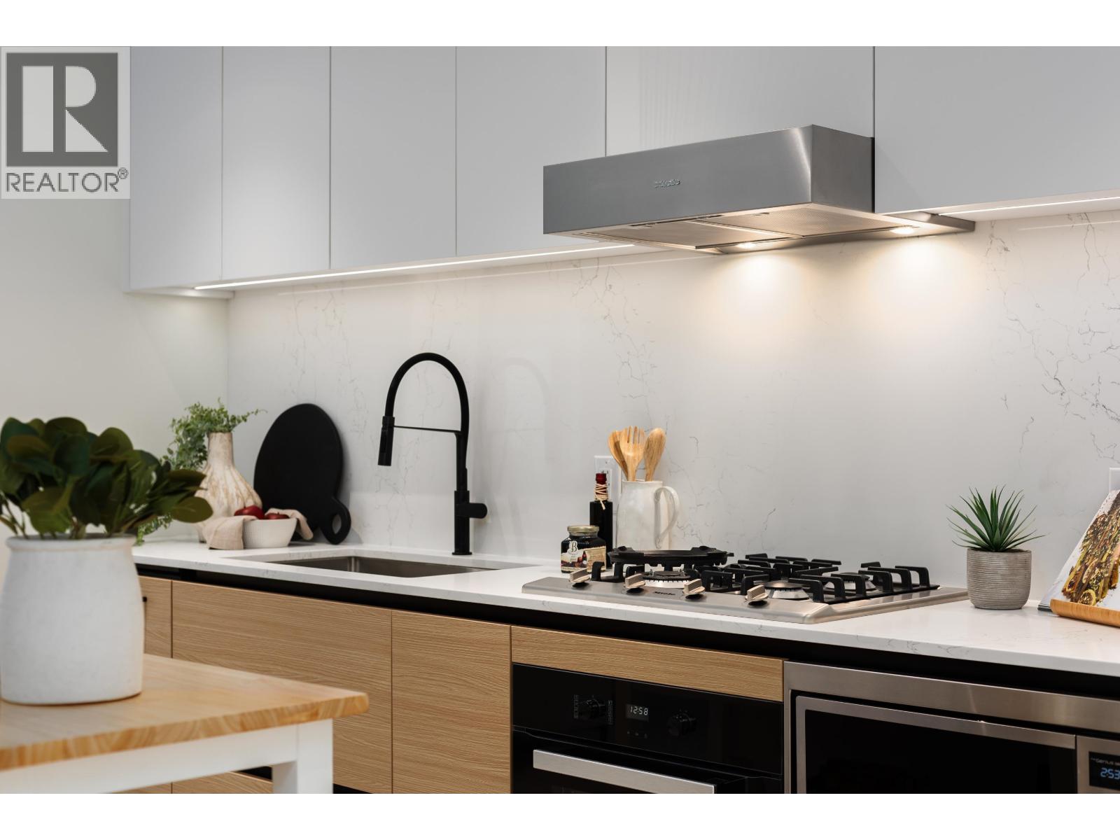 263 479 W 28TH AVENUE, Vancouver