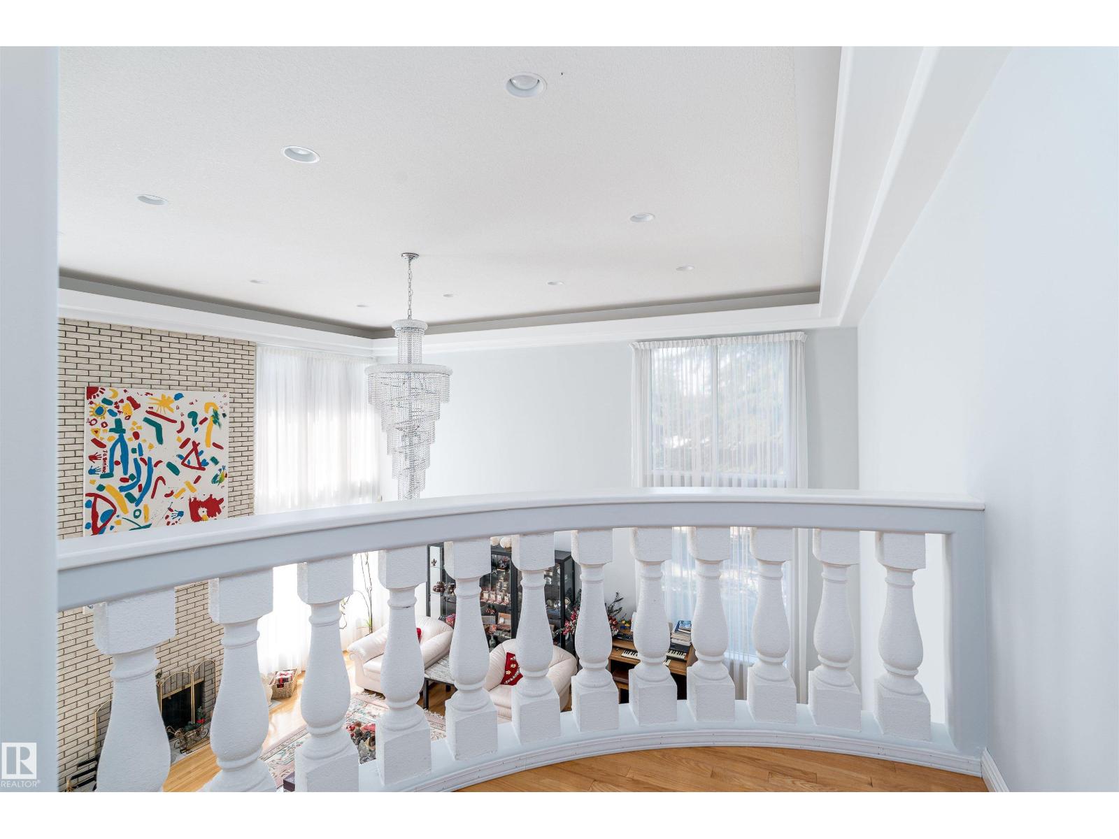 10812 5 AV SW, Edmonton