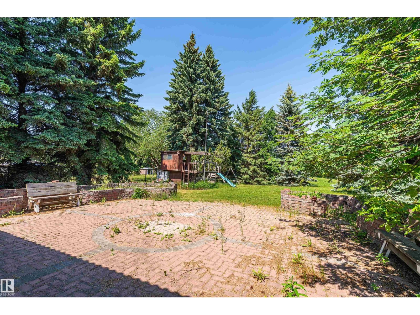 10812 5 AV SW, Edmonton