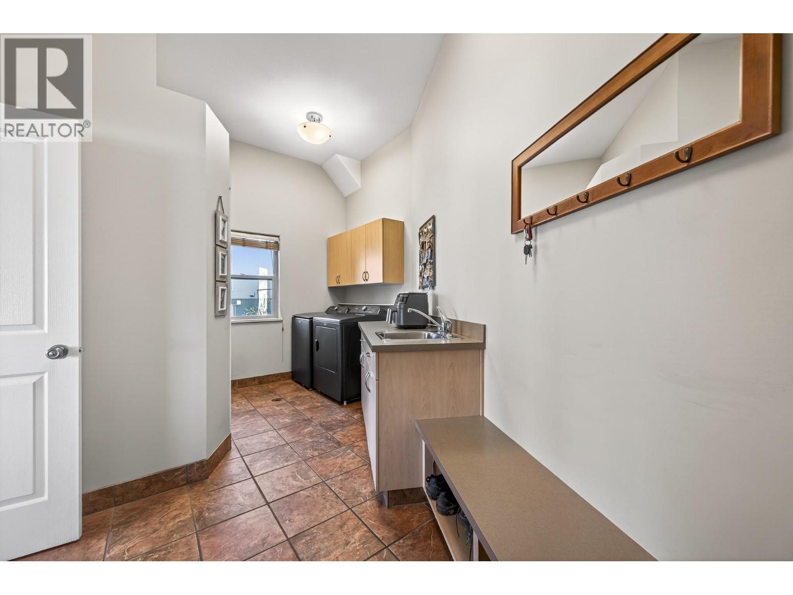 1386 Dominion Crescent, Kamloops