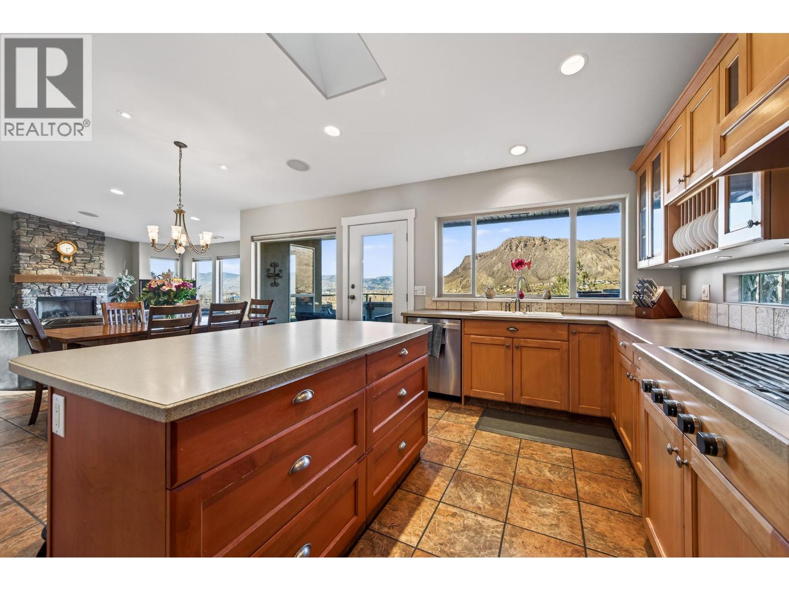 1386 Dominion Crescent, Kamloops