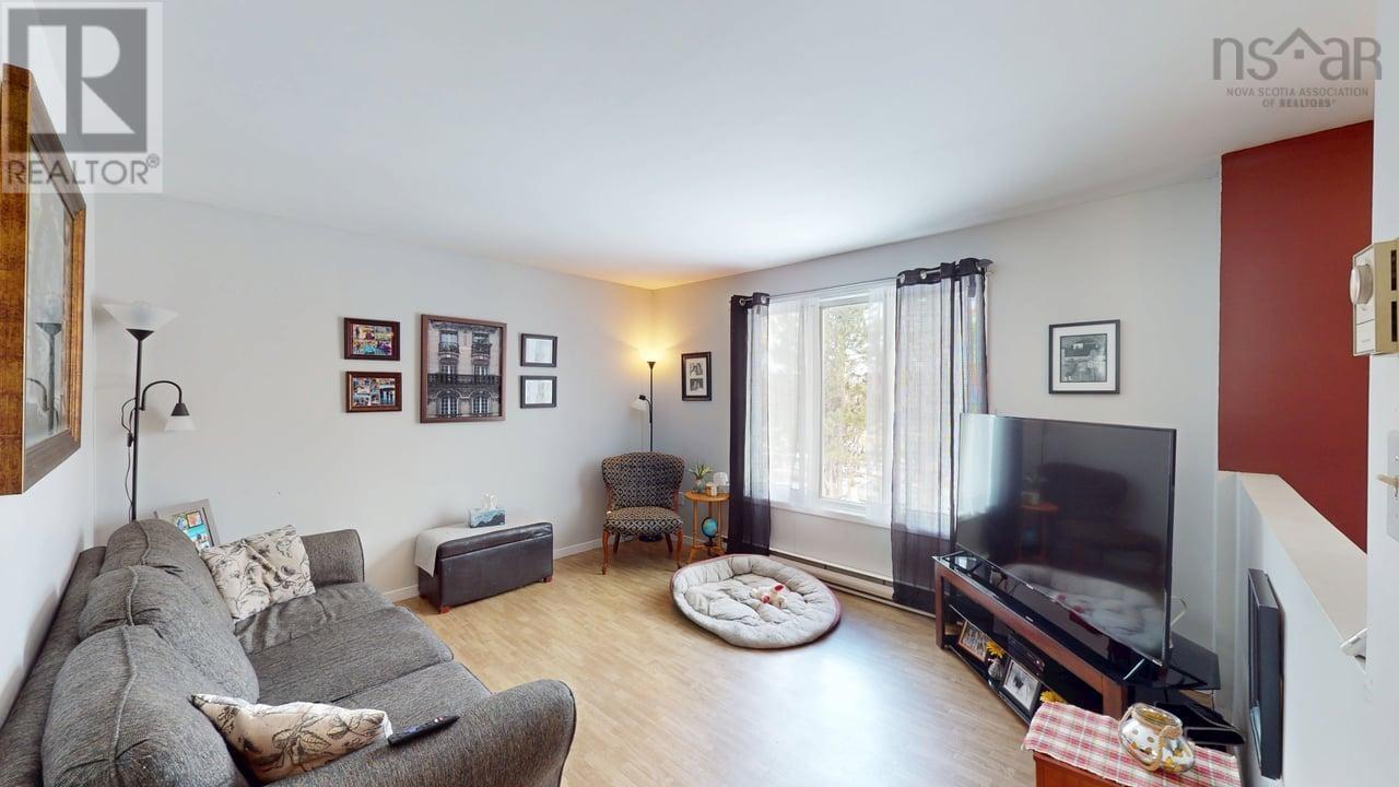 Property 8 of 21 of 13844 NS-4