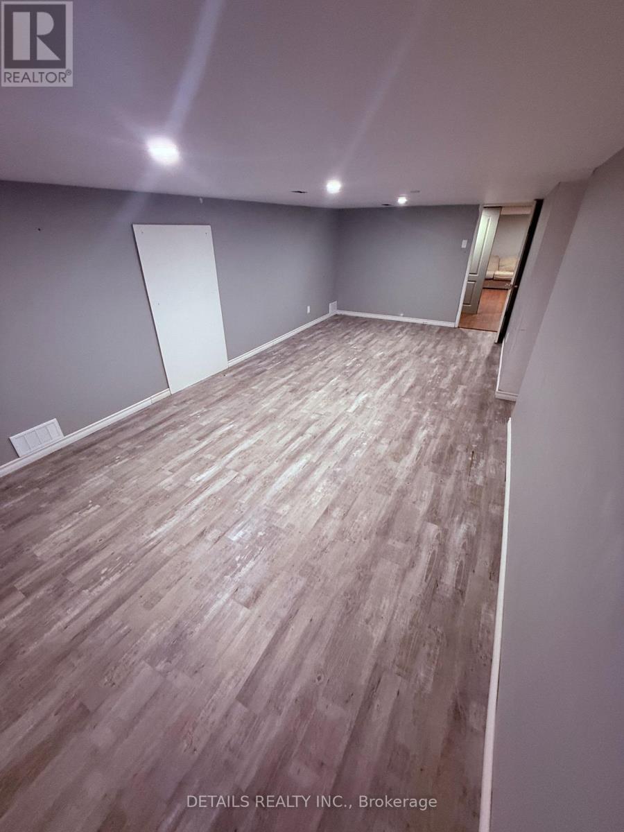 698 COOPER STREET - 15