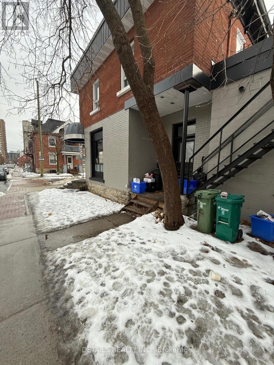 698 COOPER STREET - 16