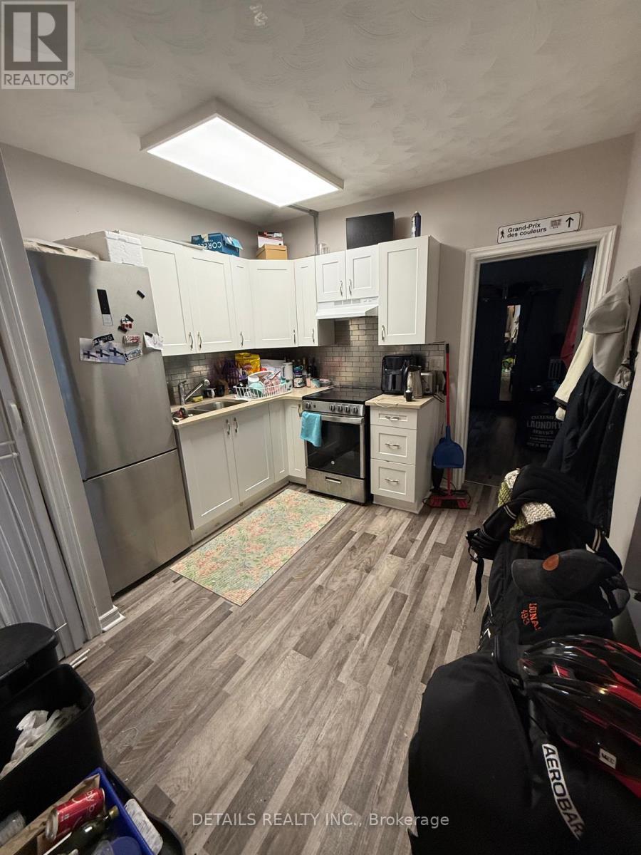 Kitchen (1BR Unit)