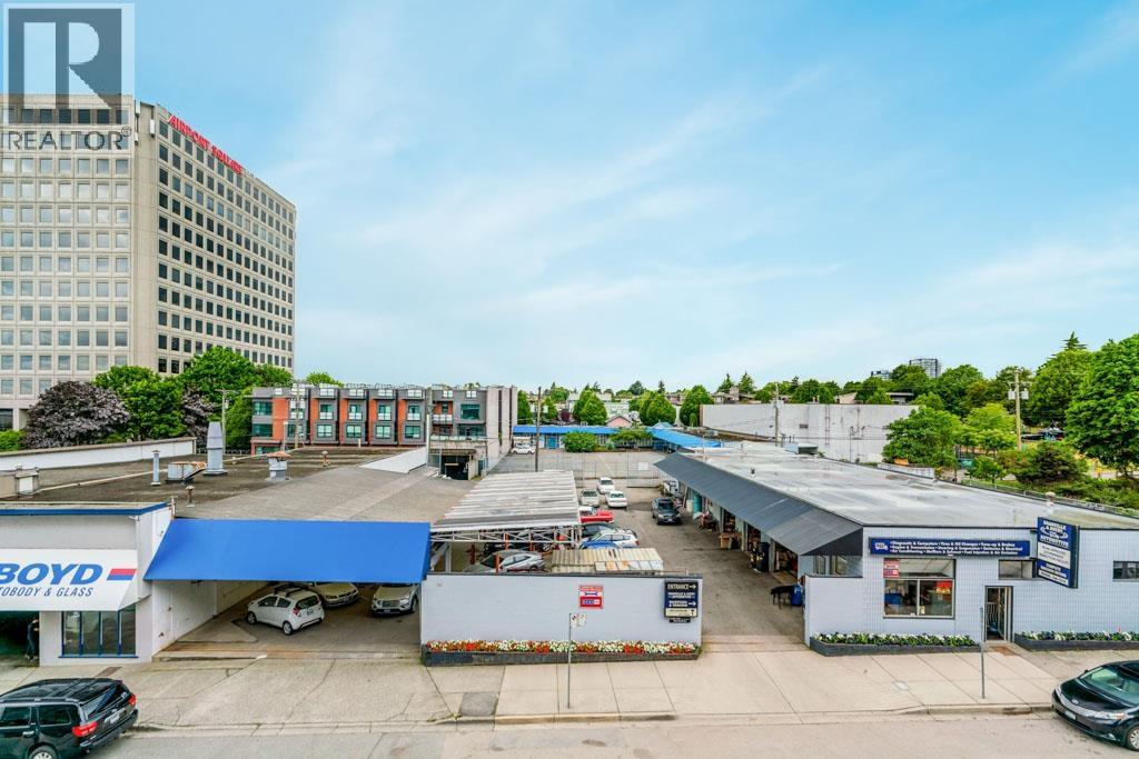 305 8888 OSLER STREET, Vancouver