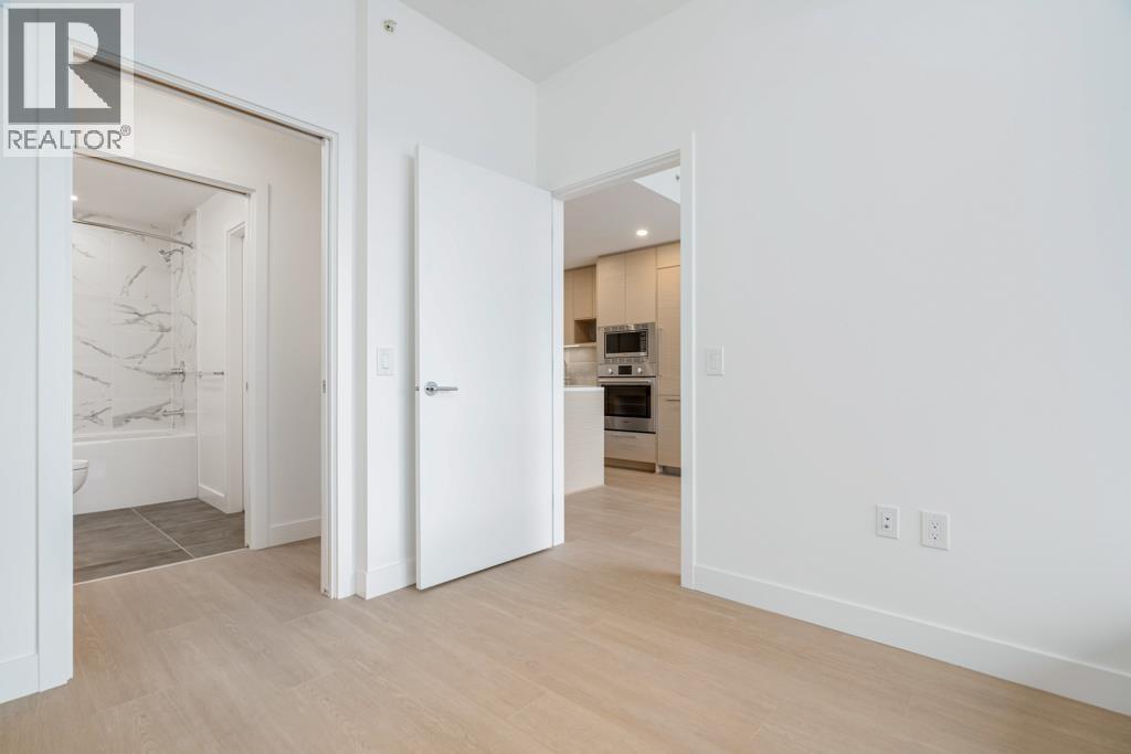 305 8888 OSLER STREET, Vancouver