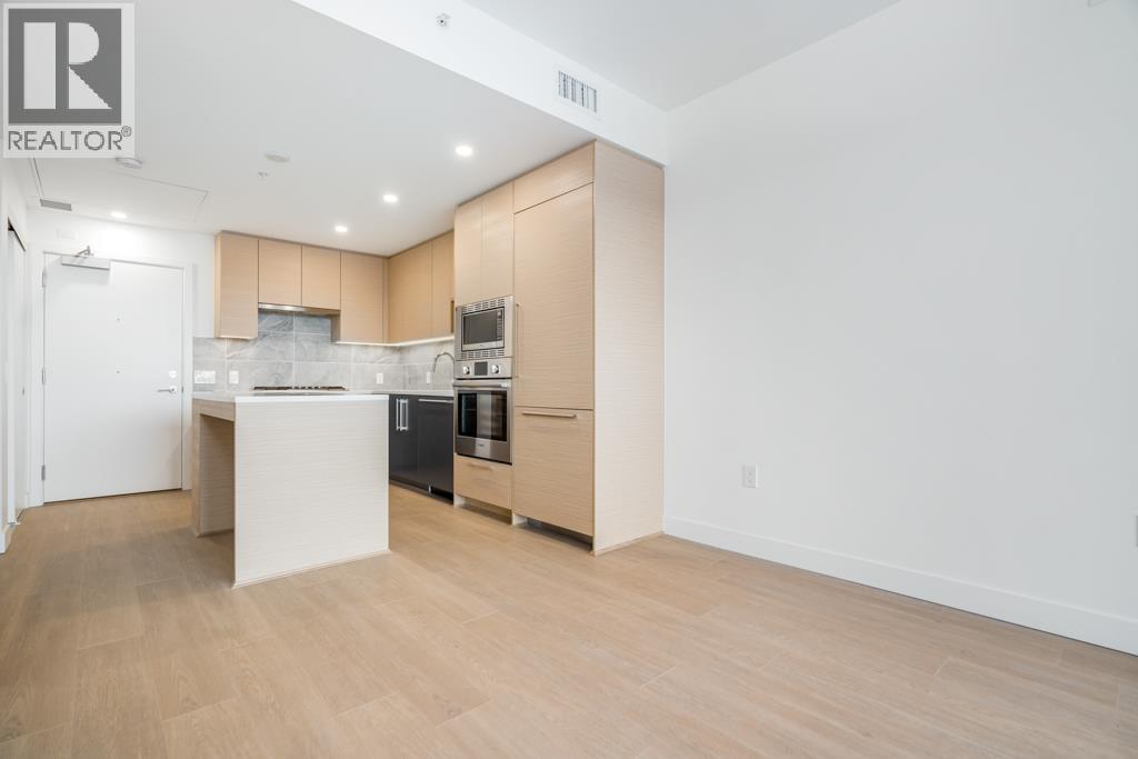 305 8888 OSLER STREET, Vancouver