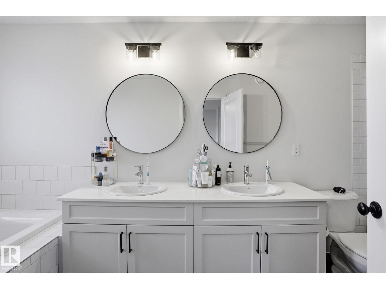 21 NETTLE CR, St. Albert