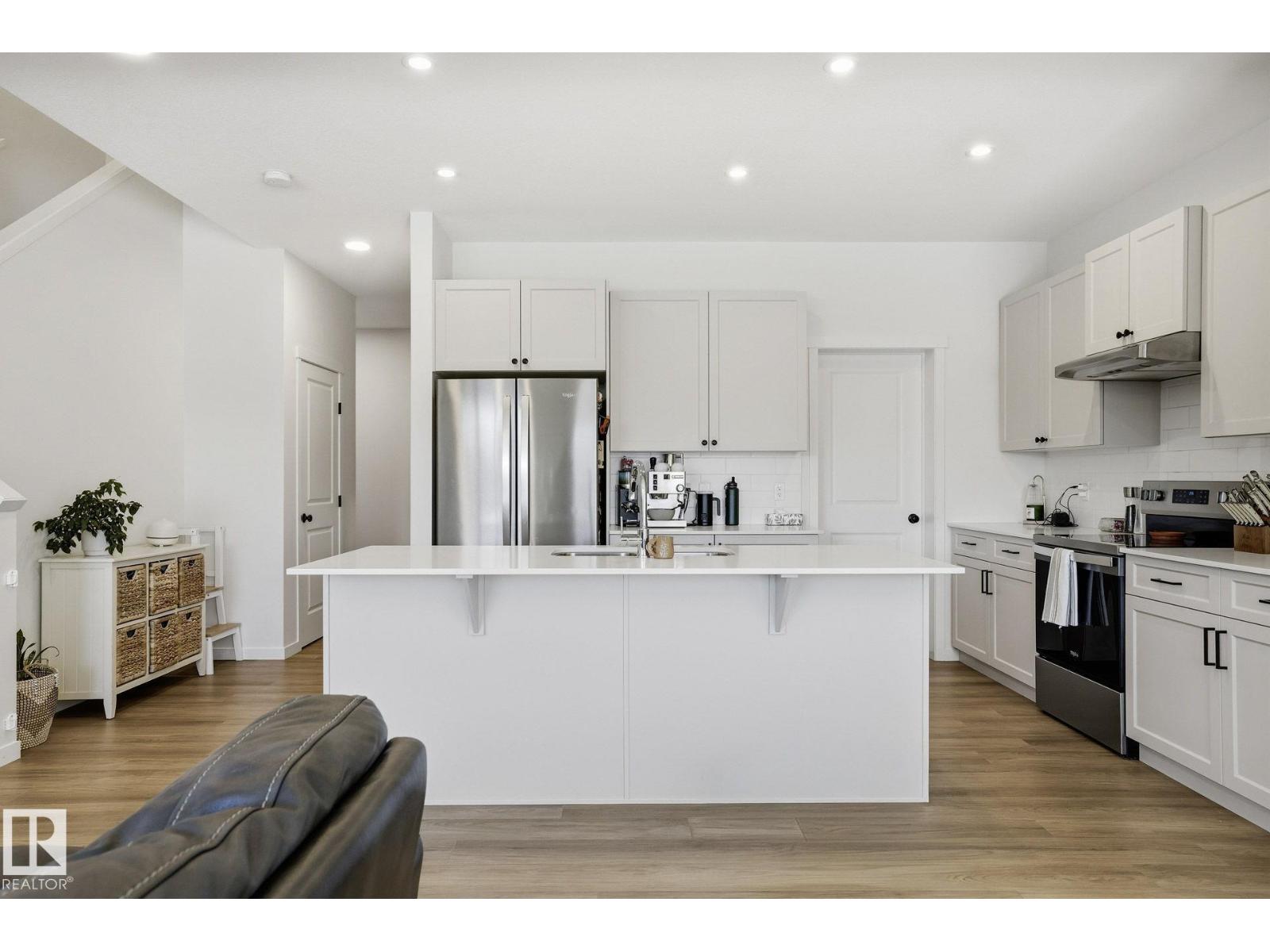 21 NETTLE CR, St. Albert