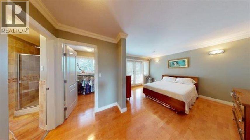 Photo of 467 W KINGS ROAD 17