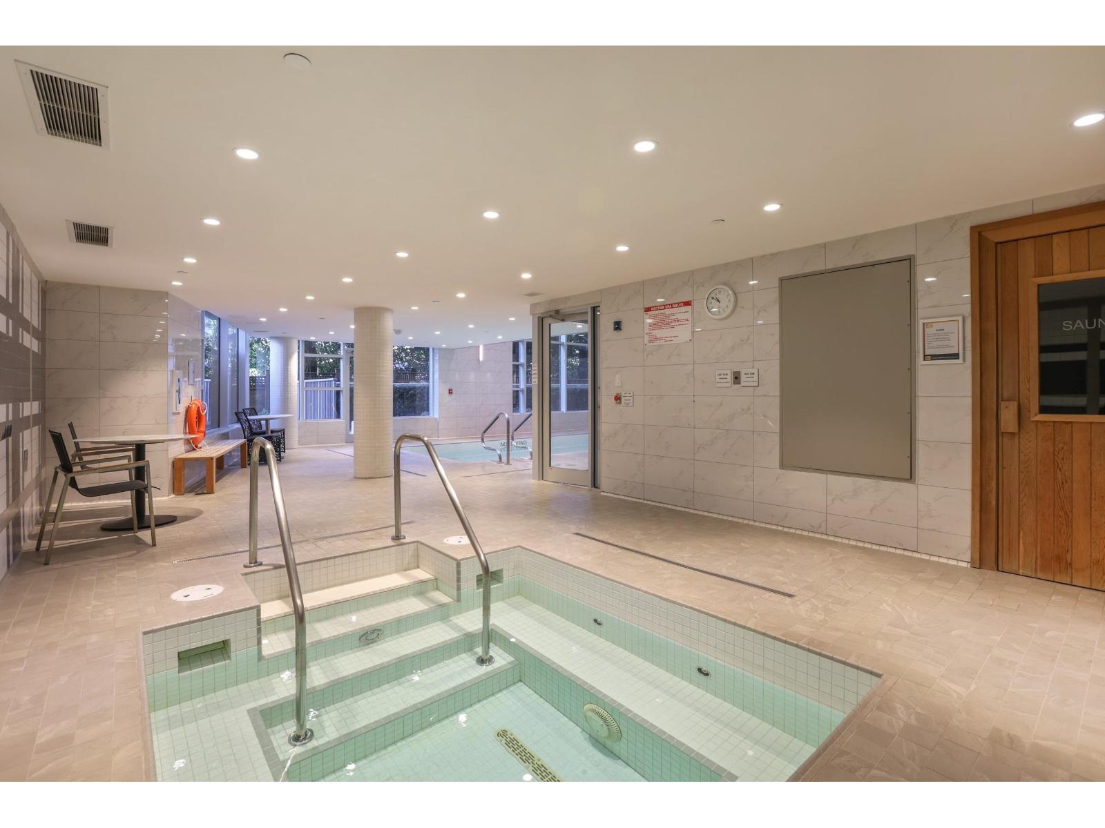 204 1501 VIDAL STREET, White Rock