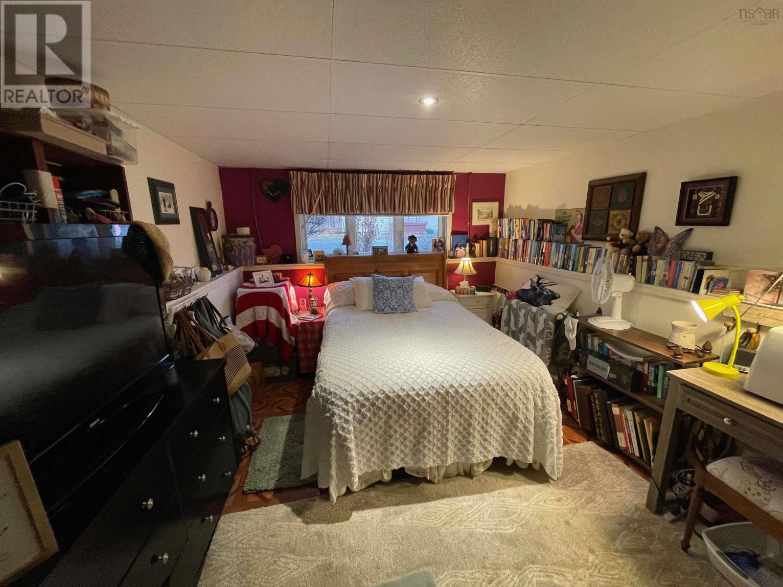 Property 26 of 30 of 169 Fairhaven Drive