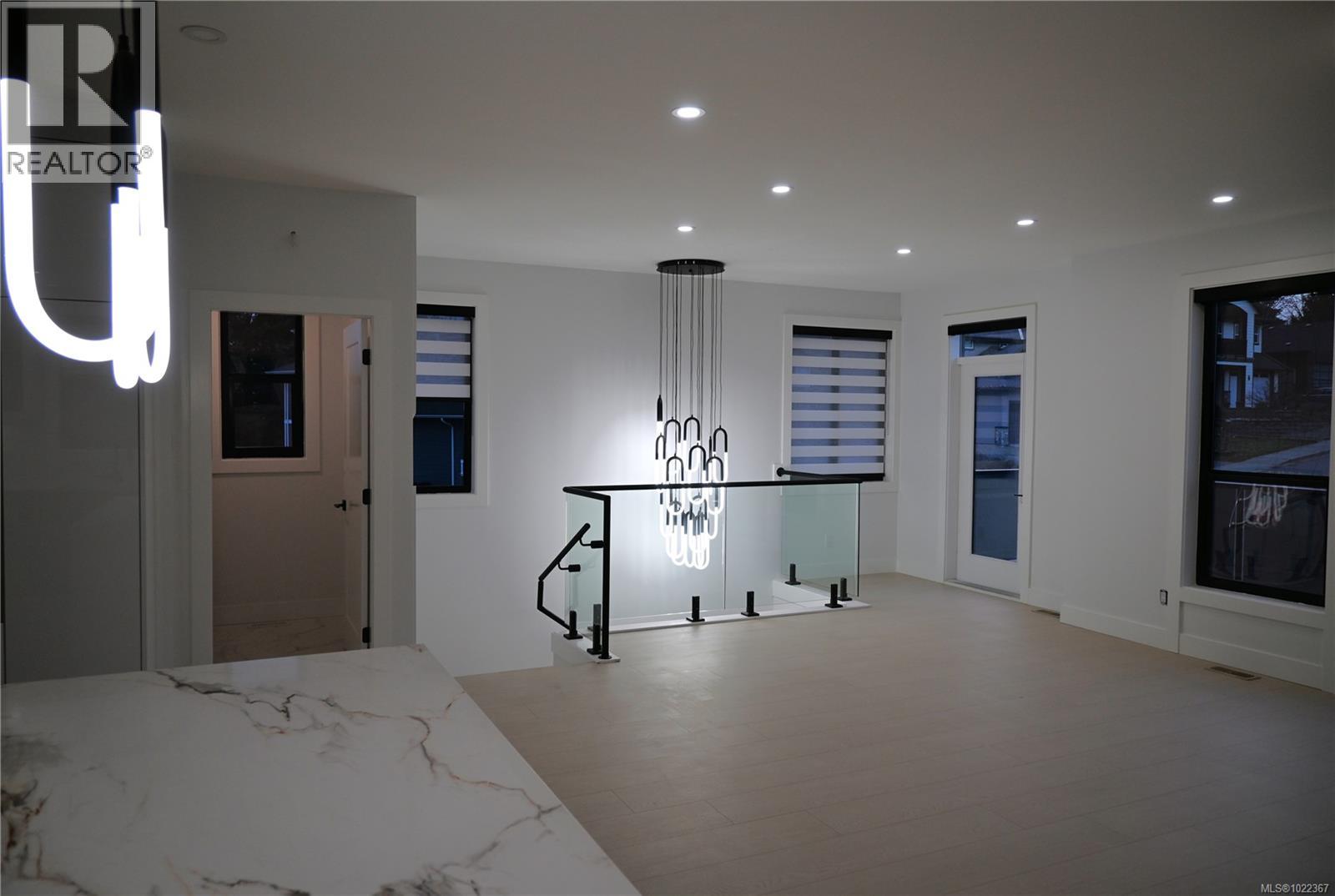 3927 Jingle Pot Rd, Nanaimo