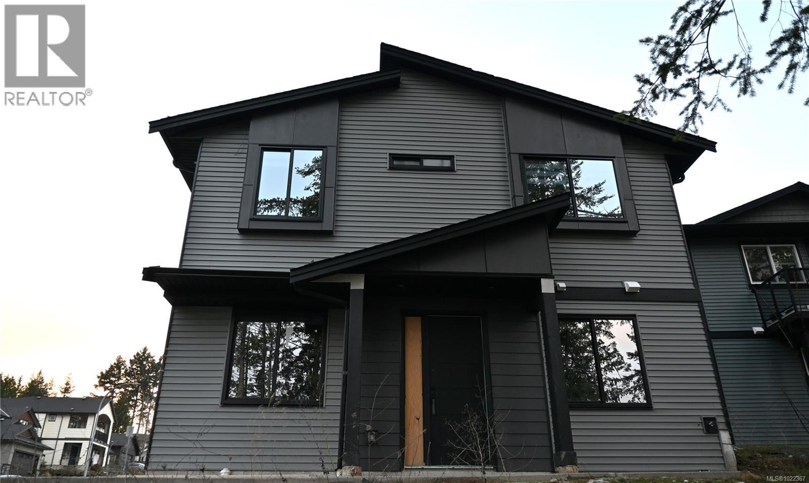 3927 Jingle Pot Rd, Nanaimo