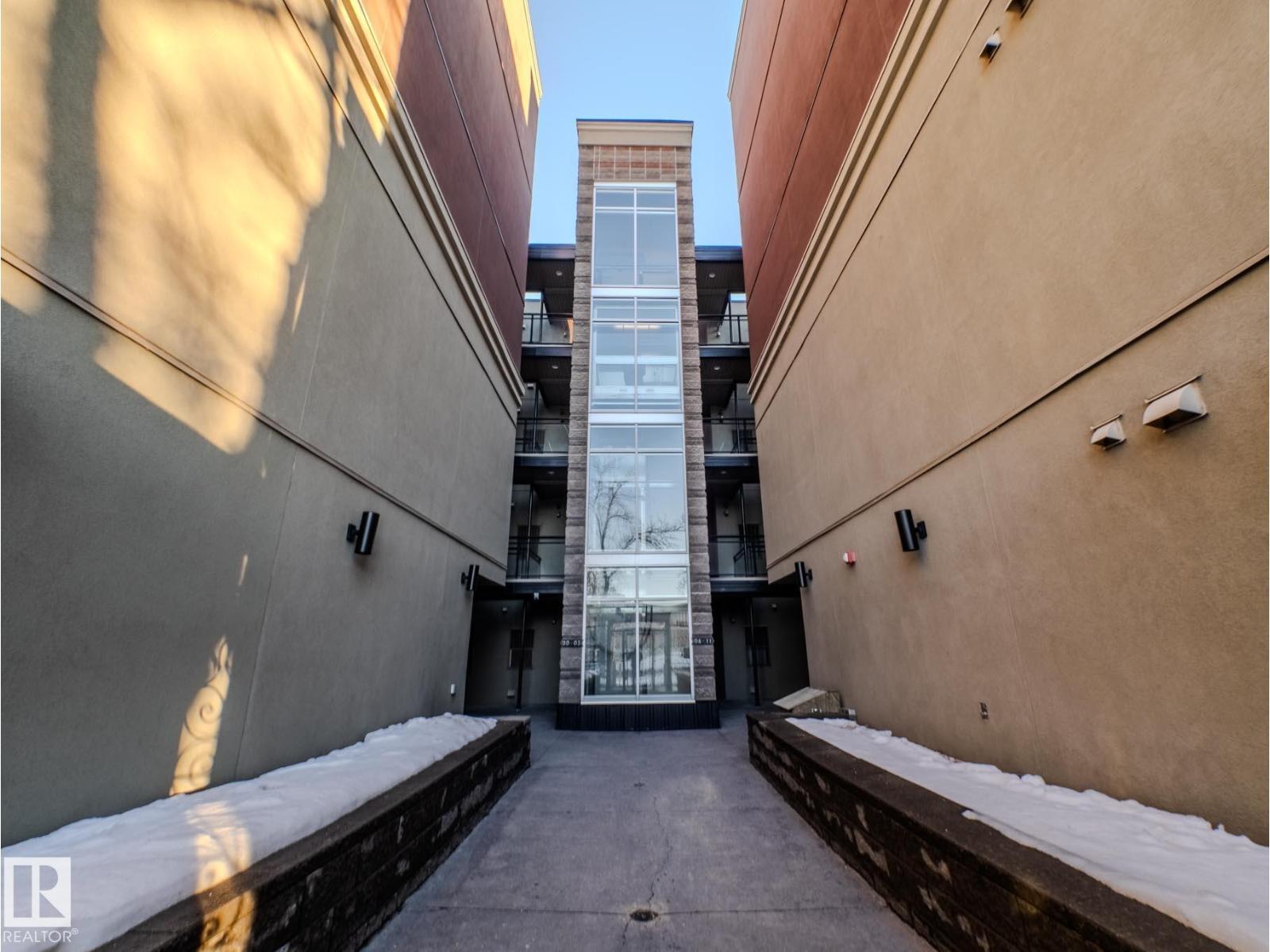 #310 10808 71 AV NW - 44