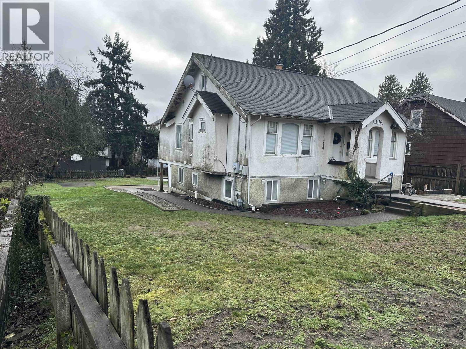 1416 EIGHTH AVENUE - Photo 4 of 4, New Westminster, British Columbia