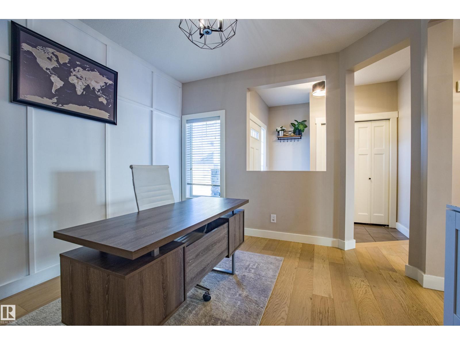 28 HILLDOWNS DR, Spruce Grove