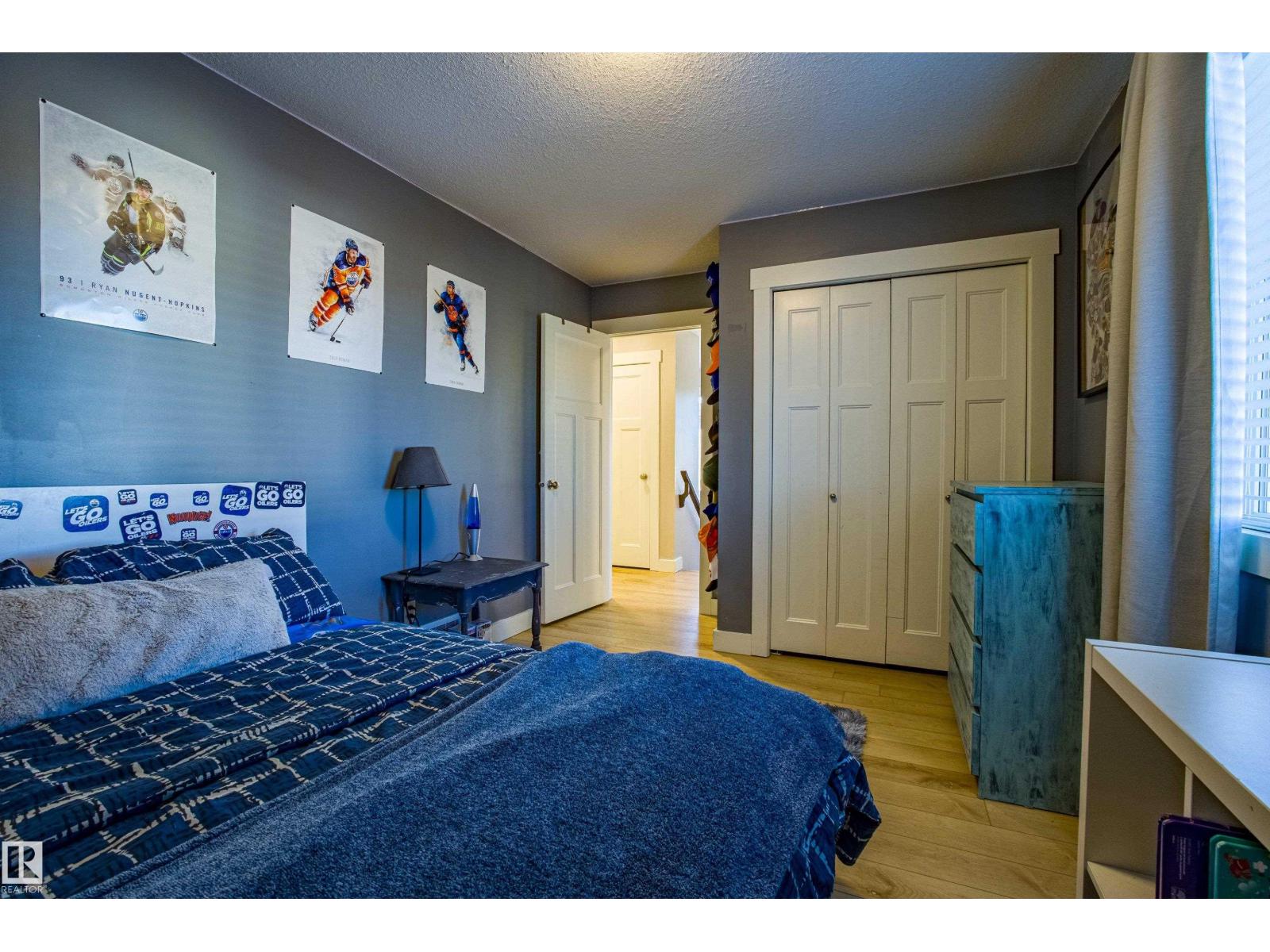 28 HILLDOWNS DR, Spruce Grove