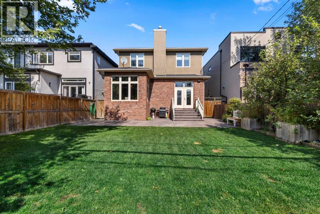Single Family House for Sale in   Avenue NE Winston Heights/Mountview Calgary 