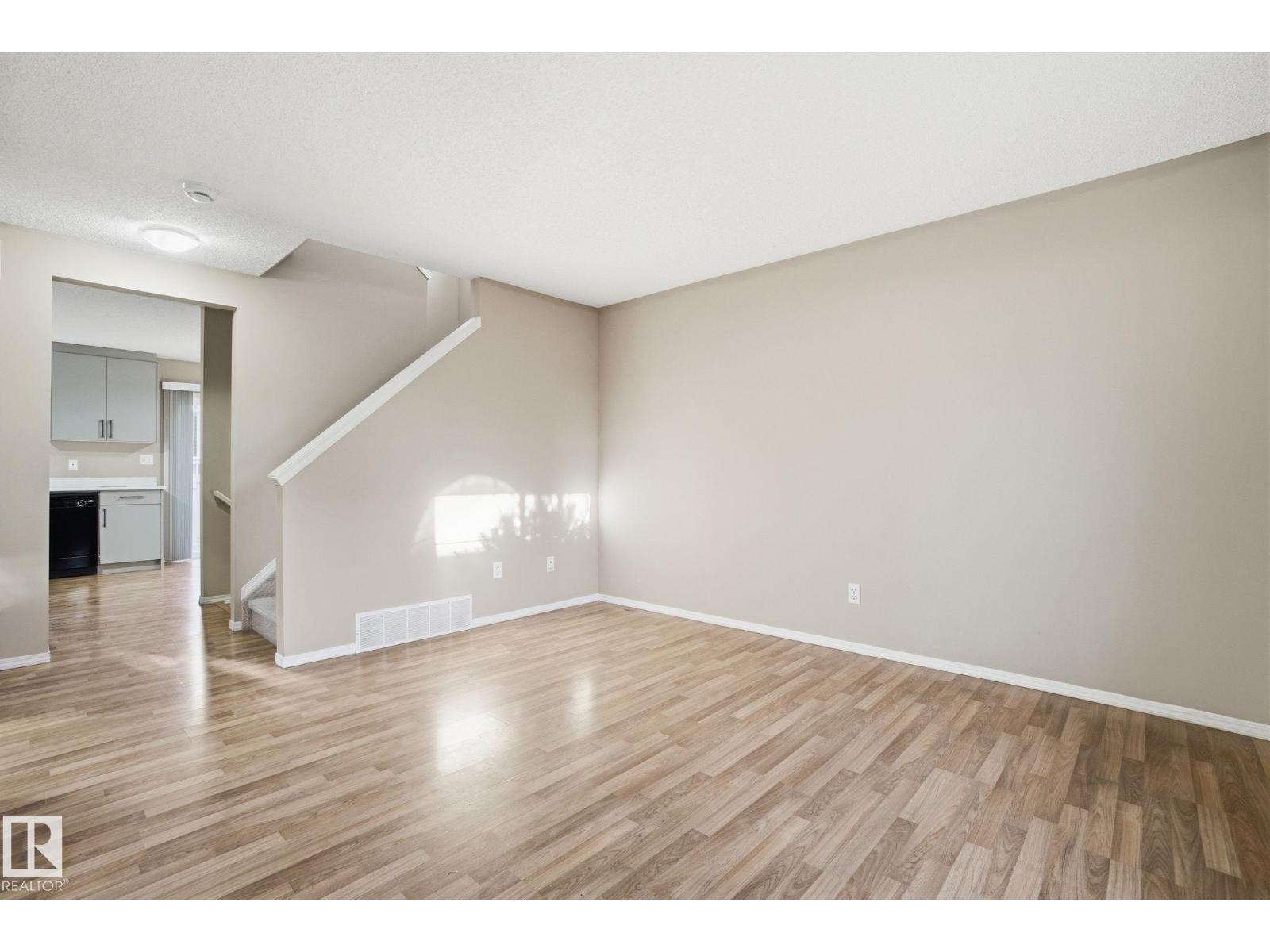 #41 2503 24 ST NW, Edmonton