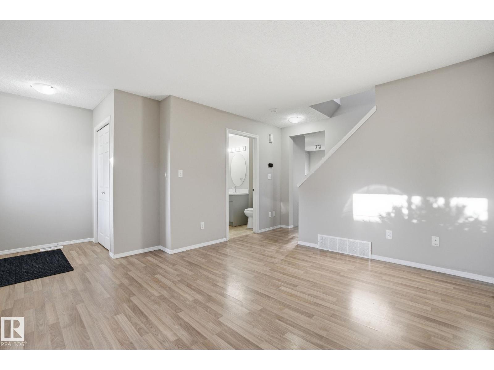 #41 2503 24 ST NW, Edmonton