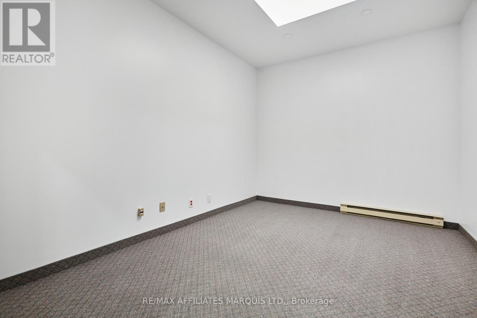 OFFICE UNIT 2 – 41 SECOND STREET W