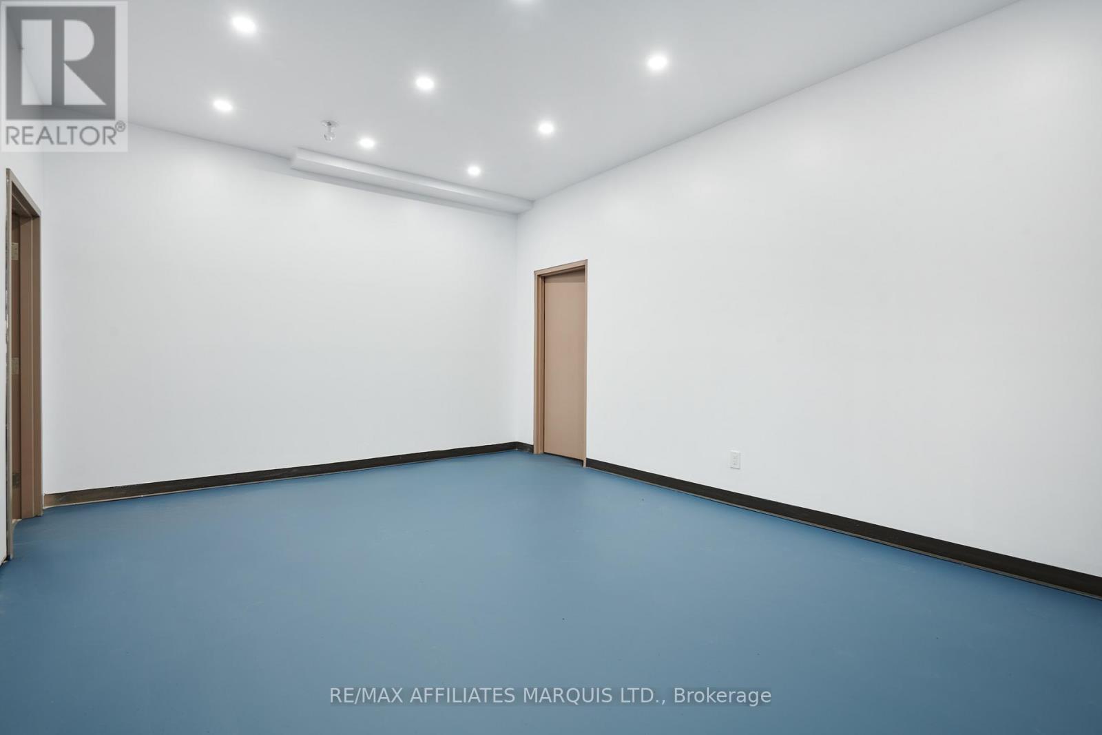OFFICE UNIT 3 – 41 SECOND STREET W