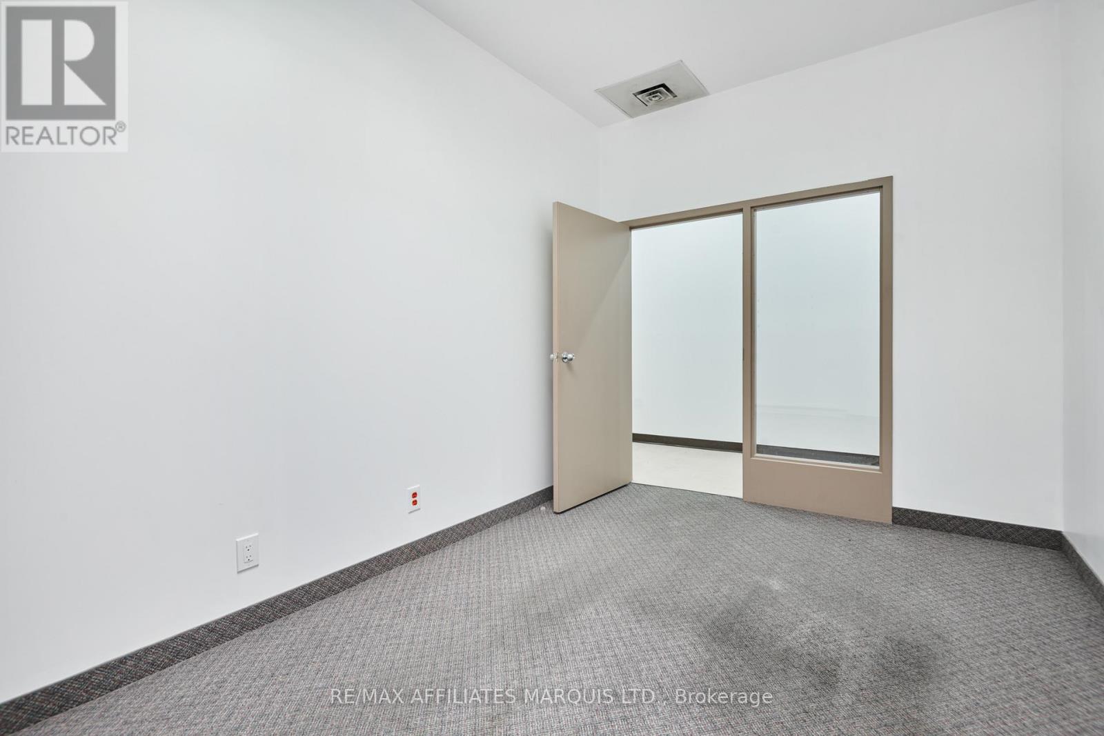 OFFICE UNIT 7 – 41 SECOND STREET W