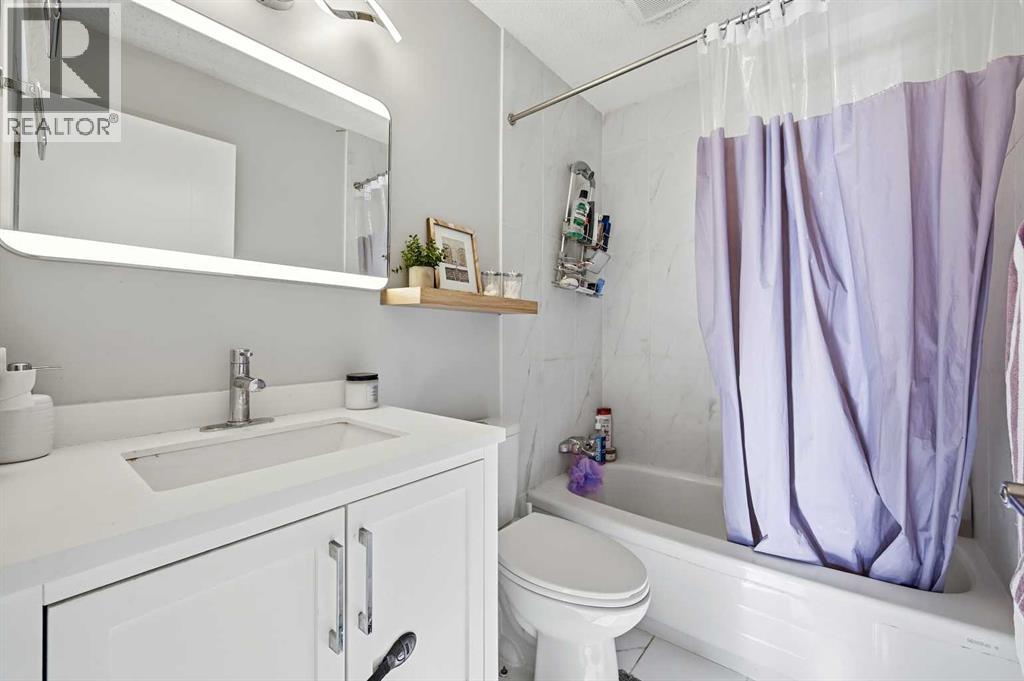 Single Family House for Sale in    Street NE Pineridge Calgary 