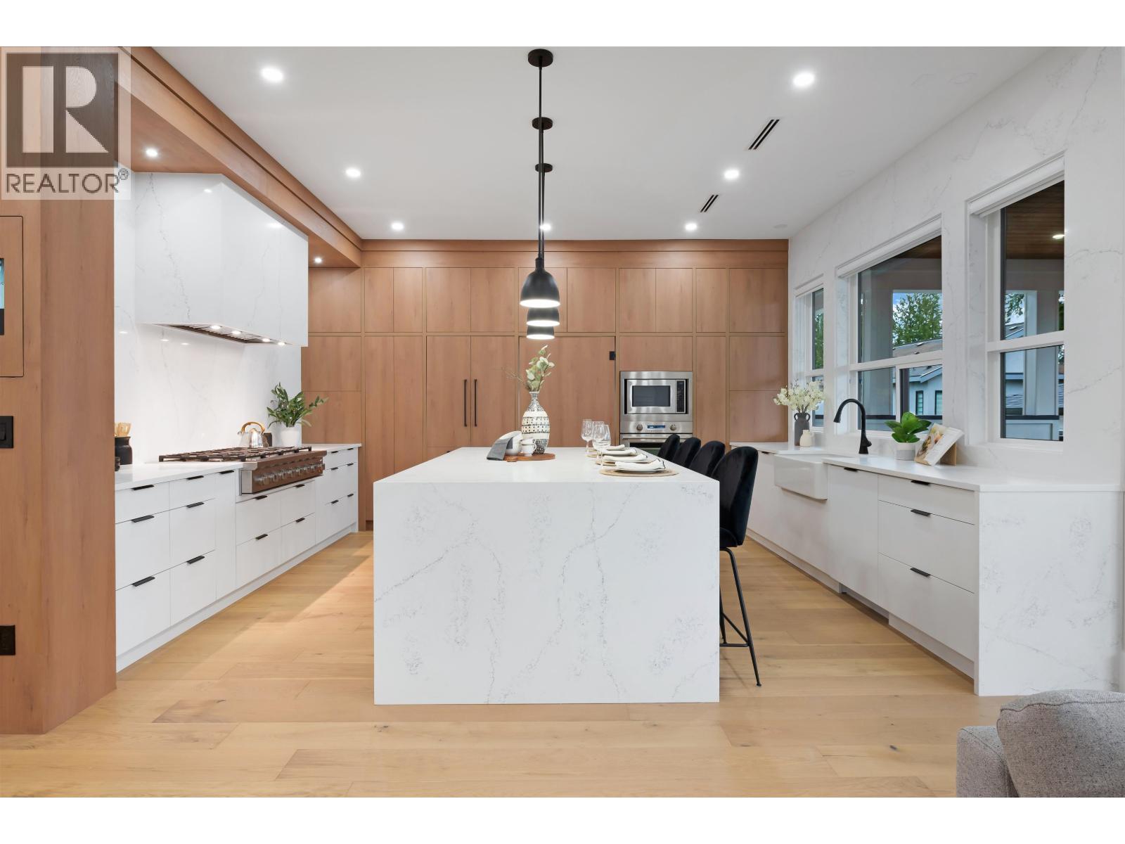 1846 LEMAX AVENUE, Coquitlam