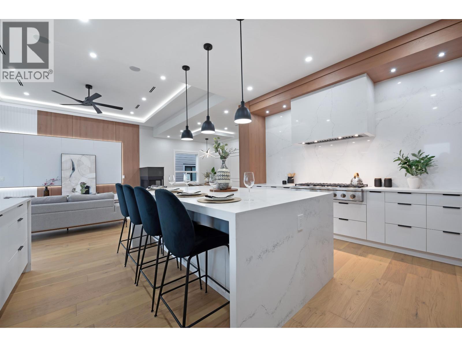 1846 LEMAX AVENUE, Coquitlam