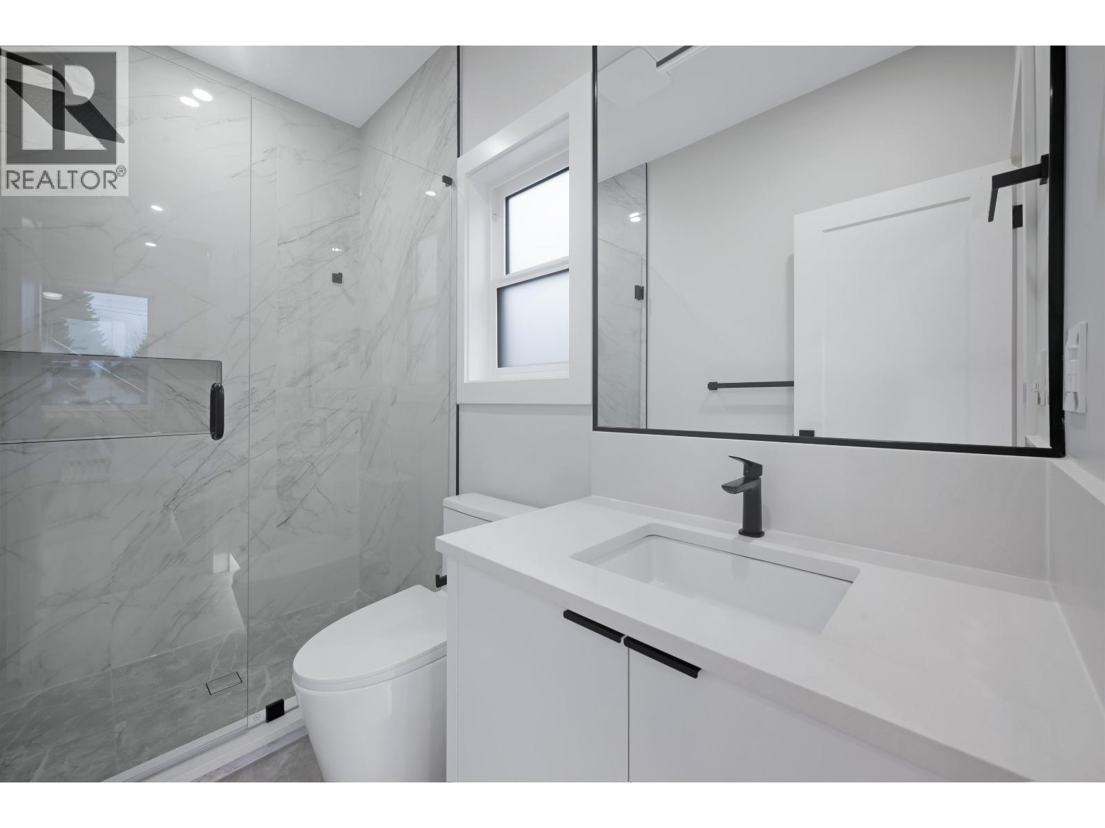 1846 LEMAX AVENUE, Coquitlam