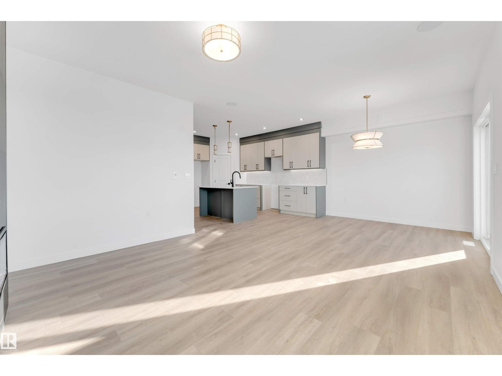 18 AXELWOOD CR, Spruce Grove