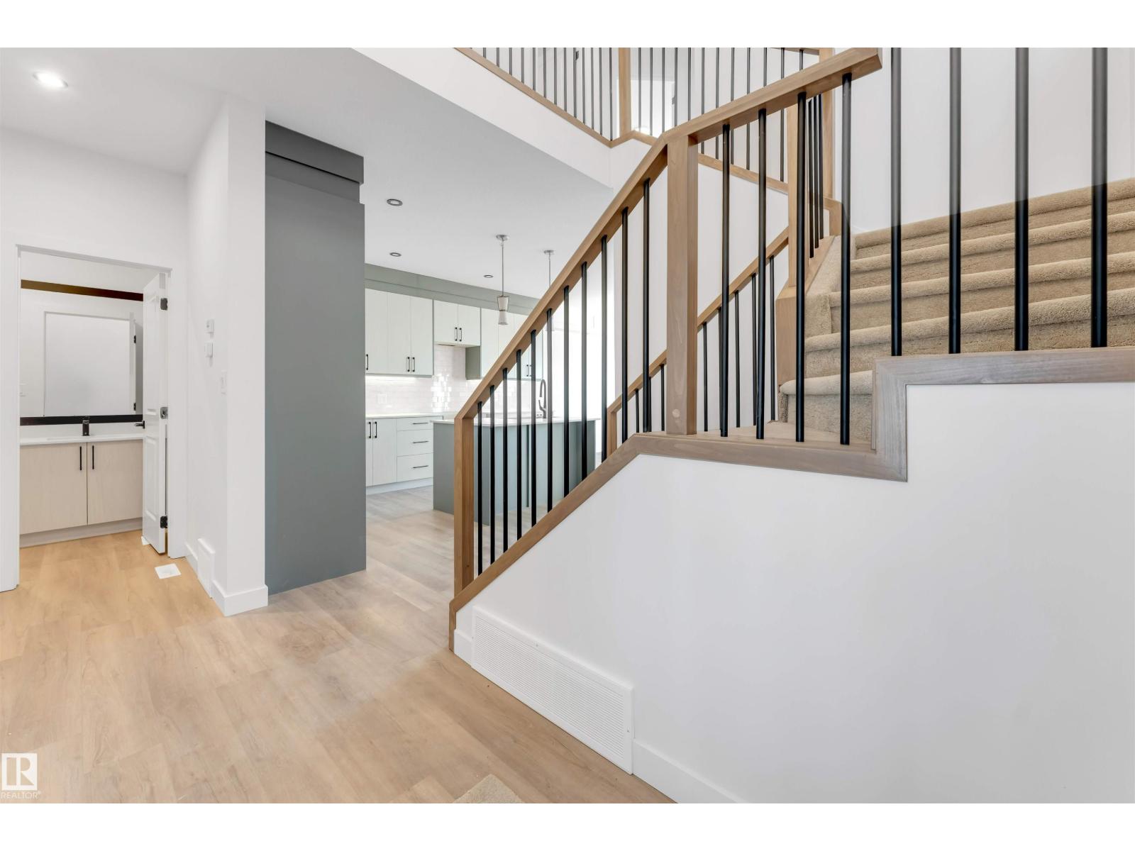 18 AXELWOOD CR, Spruce Grove