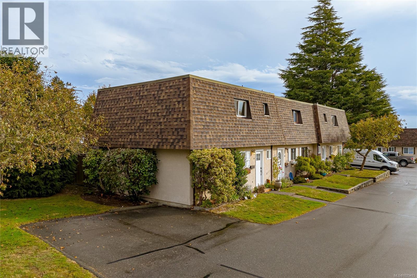 9 7675 East Saanich Road, Central Saanich