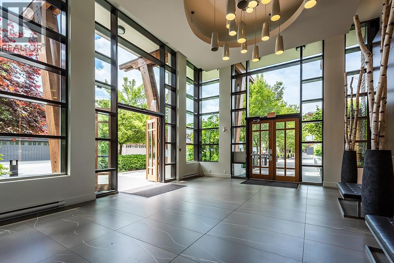 219 3606 ALDERCREST DRIVE, North Vancouver