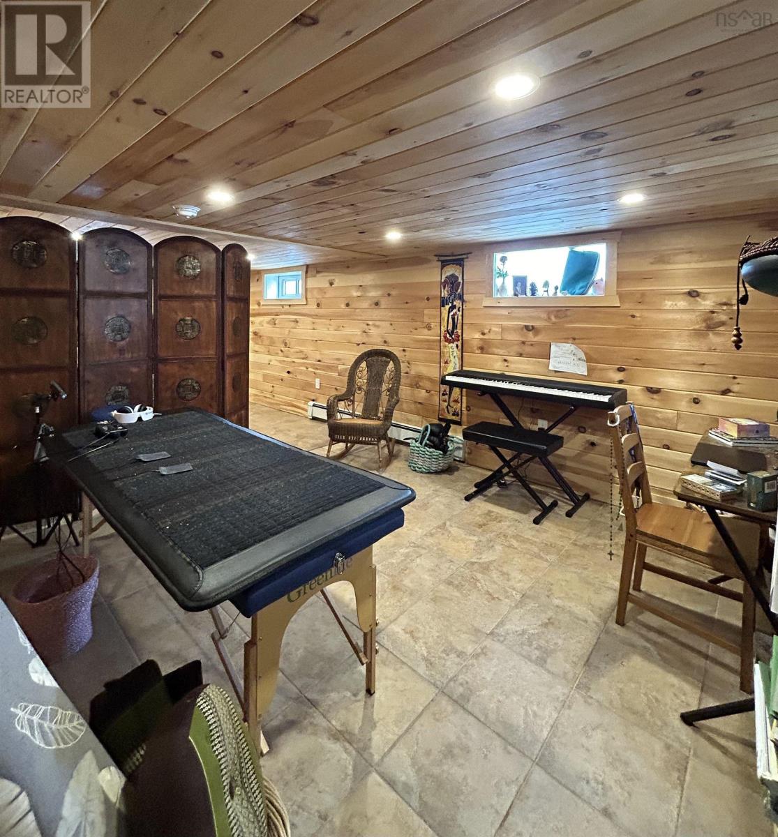2843 Crowley Road - 36